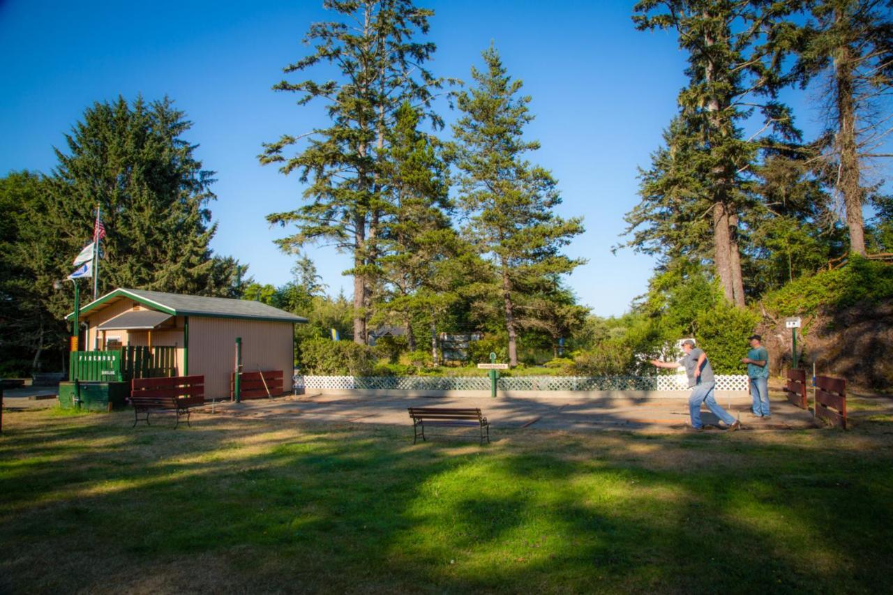 Long Beach Camping Resort Studio Cabin 5 Oceanview Екстериор снимка